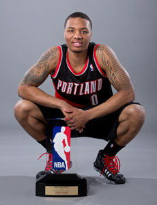 首次以新面 首次以新面