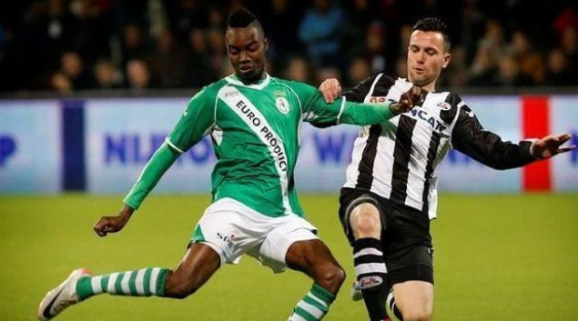 他针对草地 他针对草地