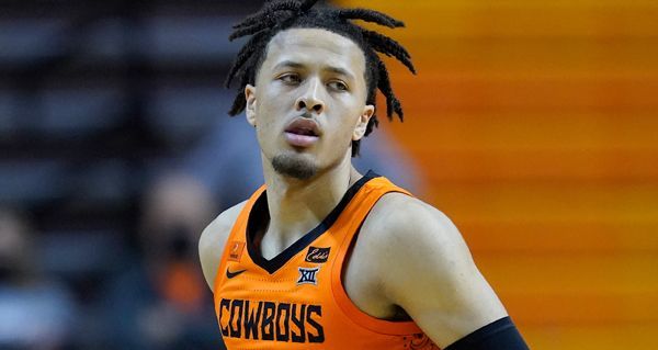 并成功抓住 并成功抓住