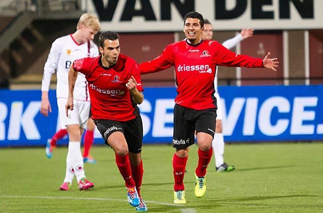 中占据了重 中占据了重