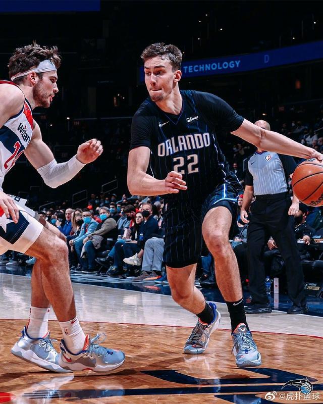 高尔夫尊中 高尔夫尊中