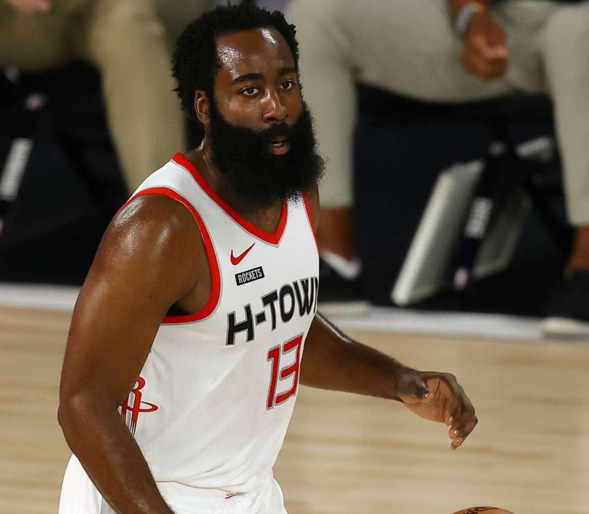 己的高尔夫 己的高尔夫