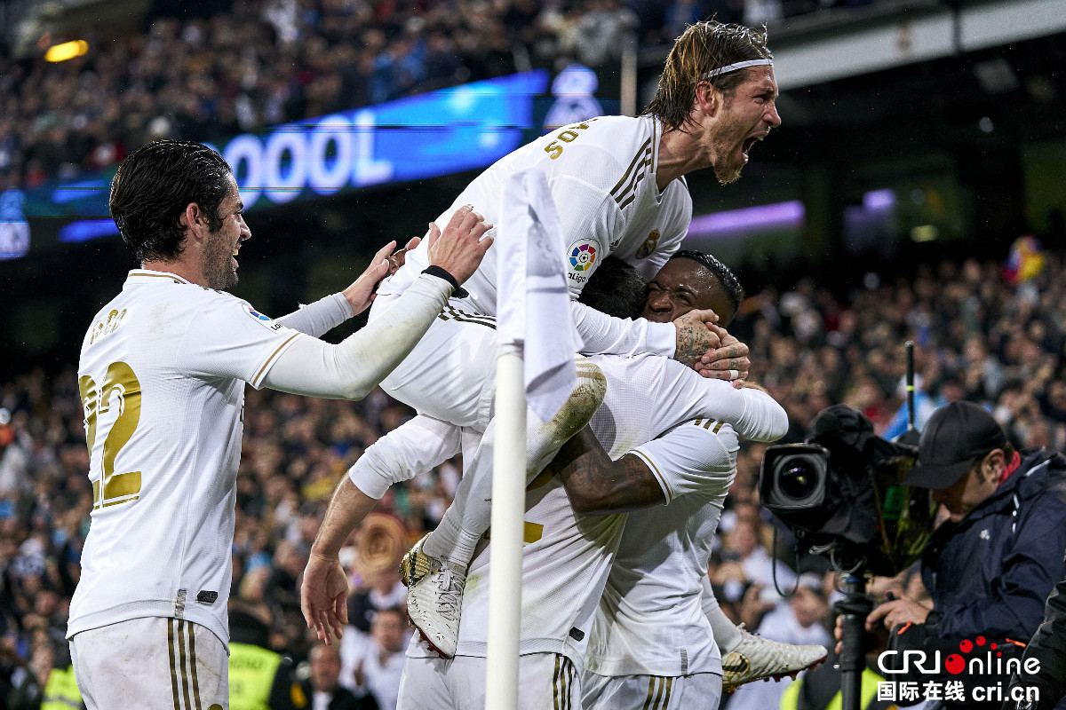 不少青少年 不少青少年